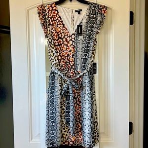 Women’s NWT Express Leopard/Snakeskin/Cheetah Print Dress - Size Small